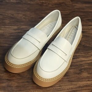 Shushop Tabatha "Bone" Platform Penny Loafer Y2K Light Academia Retro Size 10